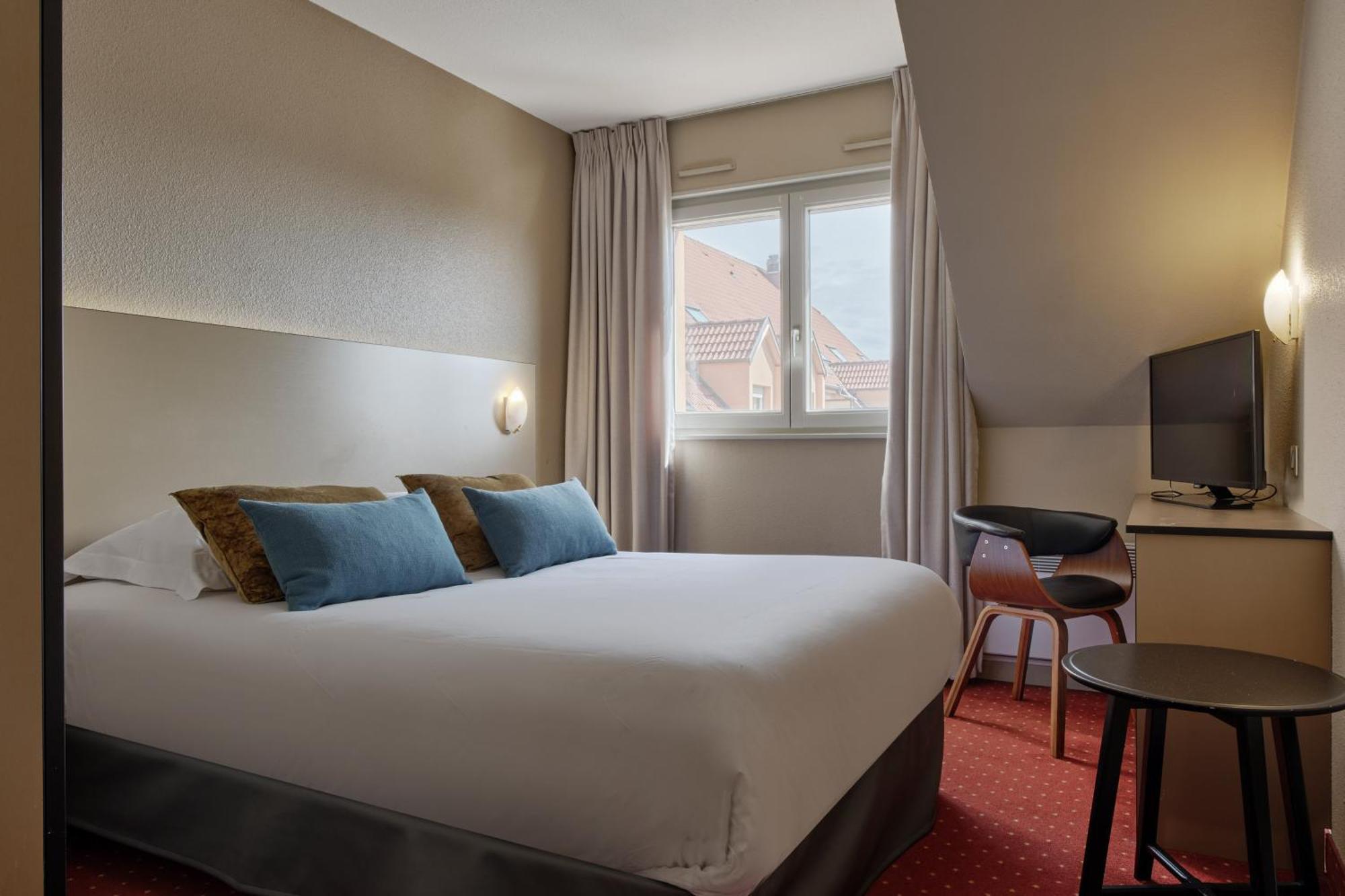 Hotel Restaurant Crystal Ерстен Екстер'єр фото