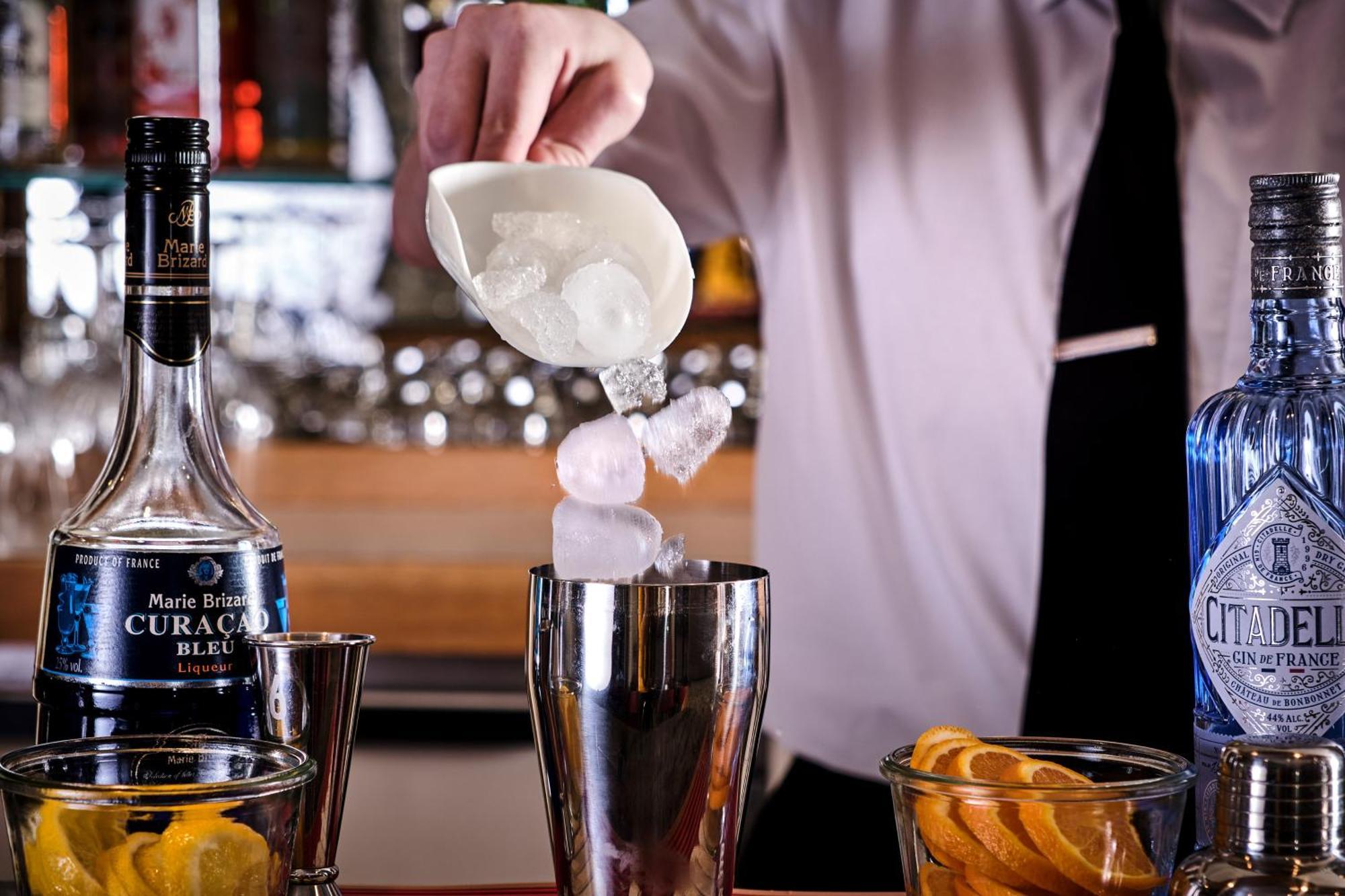 Hotel Restaurant Crystal Ерстен Екстер'єр фото