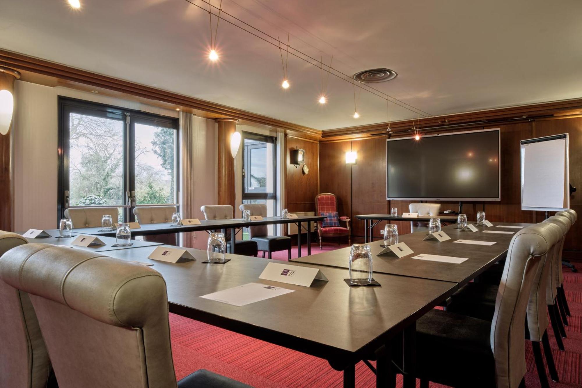Hotel Restaurant Crystal Ерстен Екстер'єр фото